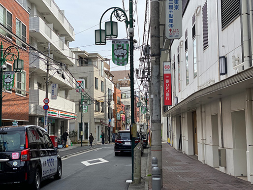 代々木上原の商店街